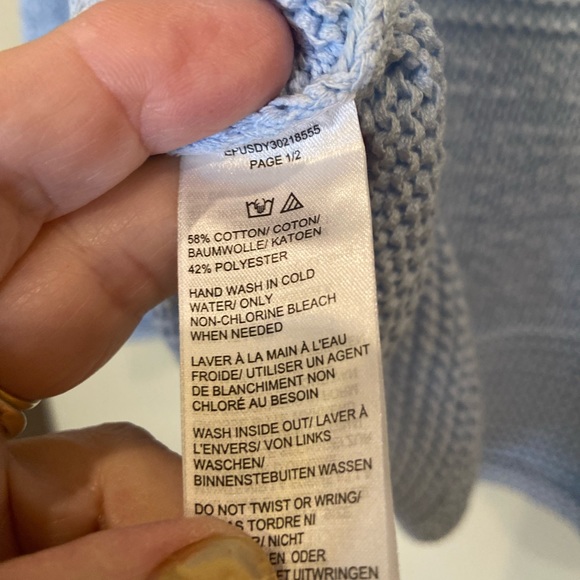 Lord & Taylor Soft Blue Knitted Sweater. - Picture 5 of 5